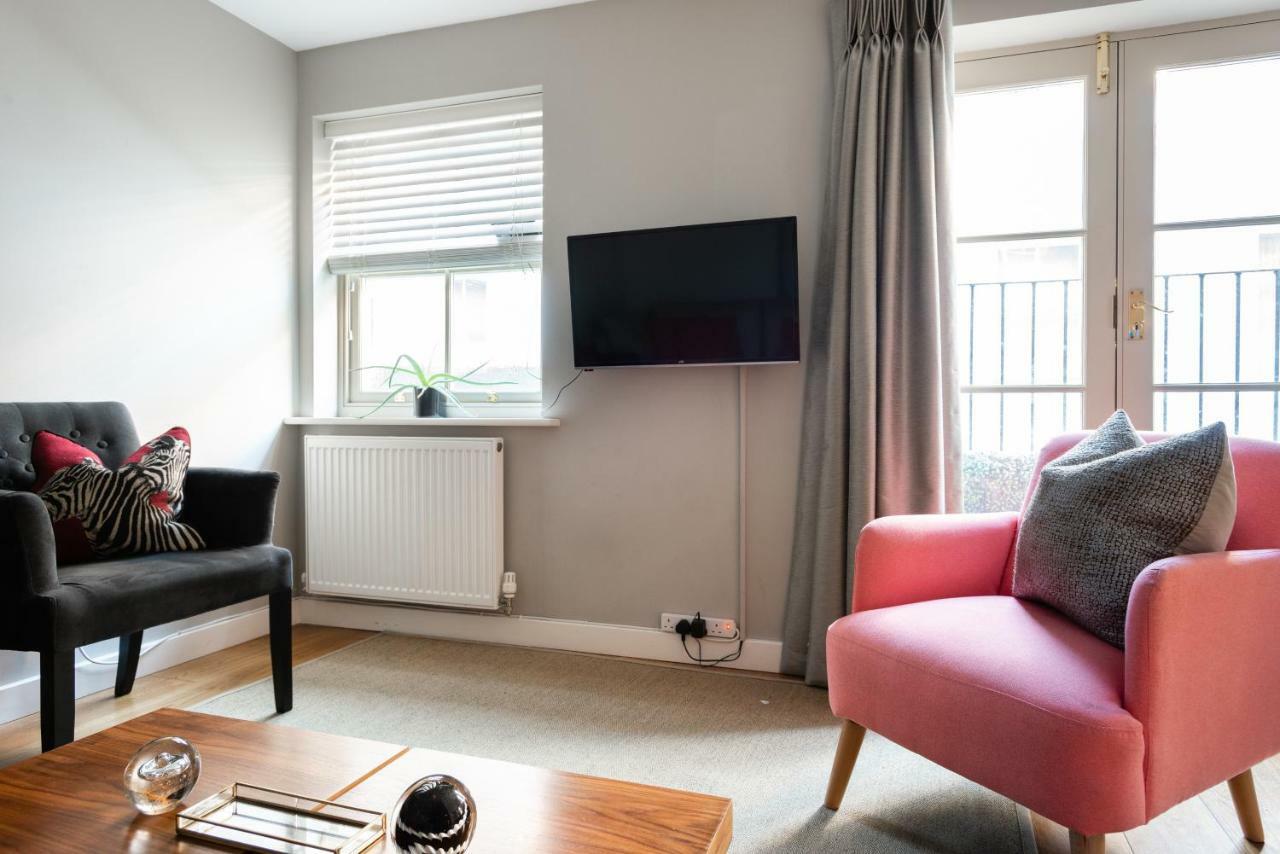 The Norfolk Maisonette - Lovely 4Bdr Mews London Exterior foto